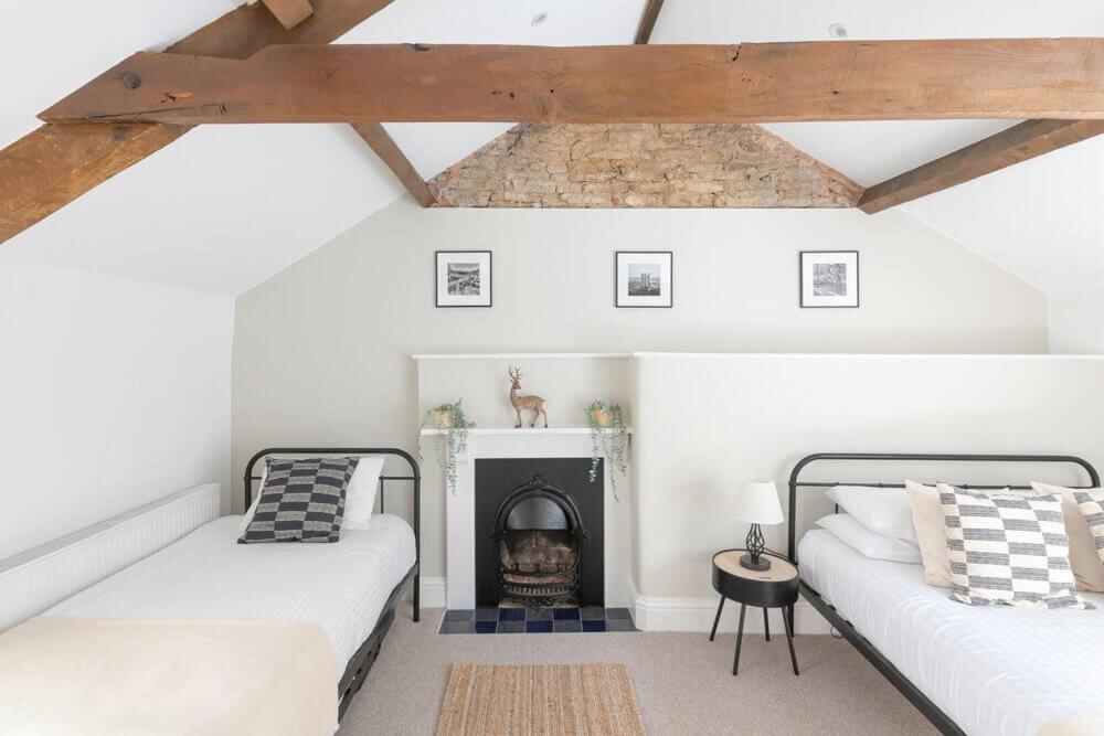 Cotswold Manor House - Country House Retreat With Hot Tub, Ideal For Large Groups Petty France Экстерьер фото