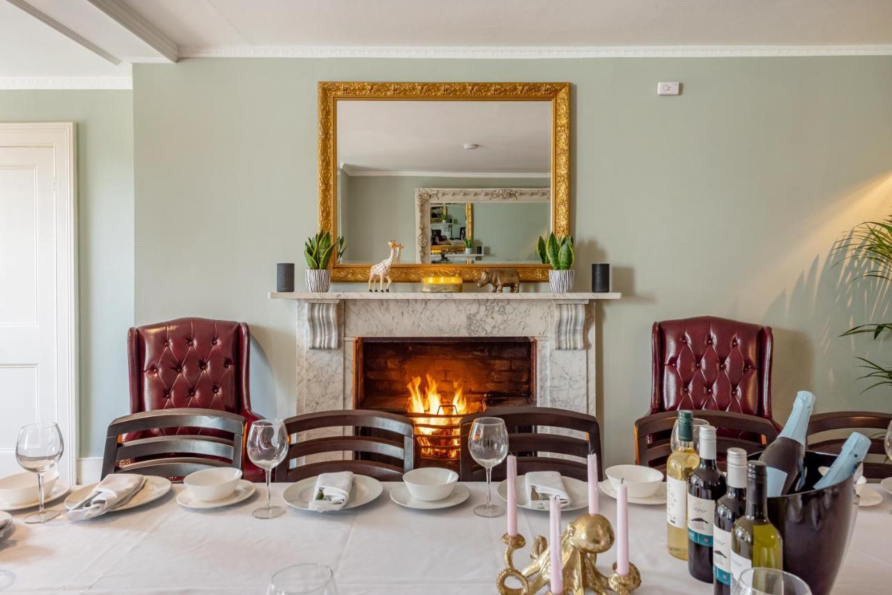 Cotswold Manor House - Country House Retreat With Hot Tub, Ideal For Large Groups Petty France Экстерьер фото